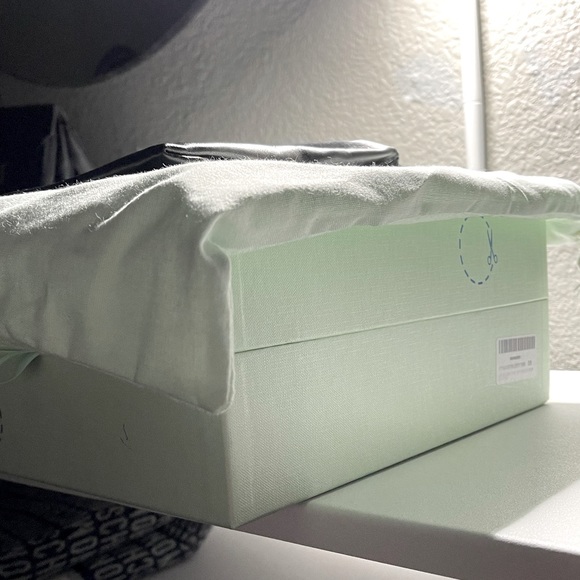 Off-White Handbag - Picture 2 of 4